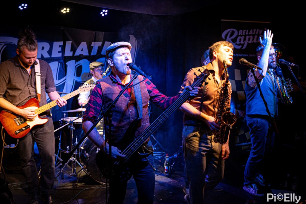 28.12.2024 - 17 Jahre Ilvers Musikbar mit Relativ Rapid