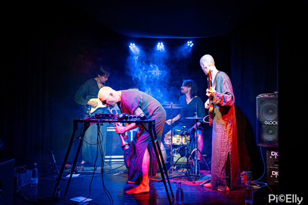 27.09.2025 - THIER + Phil Ter & Frau T.